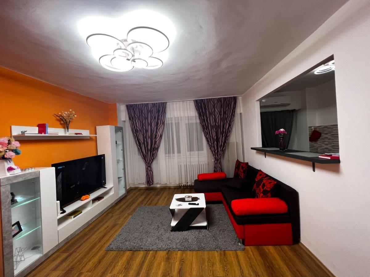 Crisshome1 Bucharest Luaran gambar